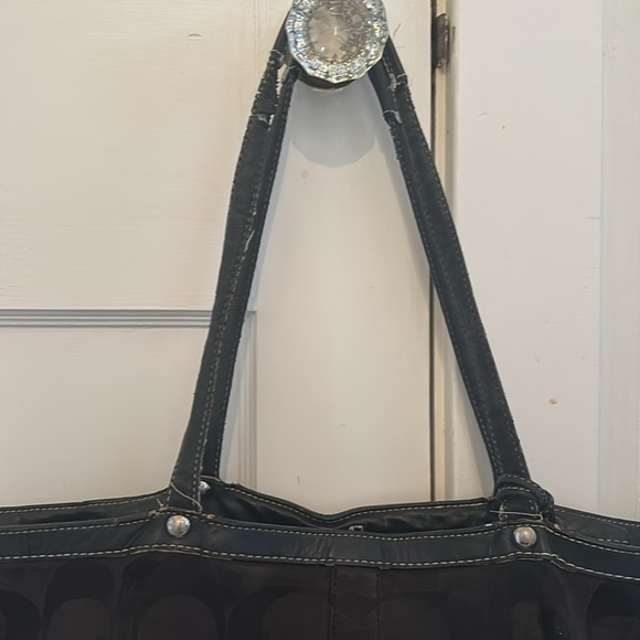 Loved Coach Tote Monogram Signature Stripe Big Shoulder Bag: Black Silver - Picture 8 of 16